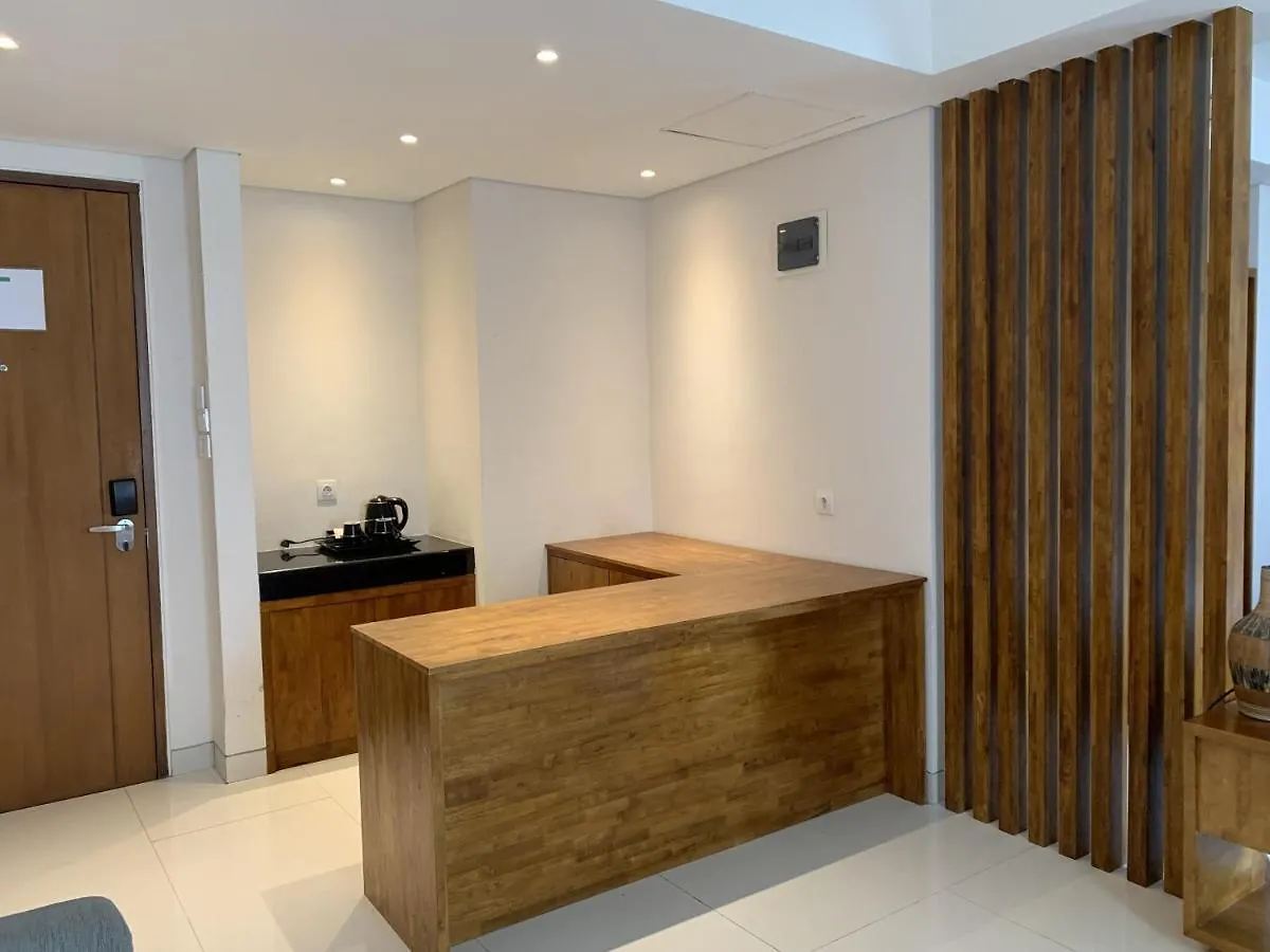 Signature Seminyak Hotel