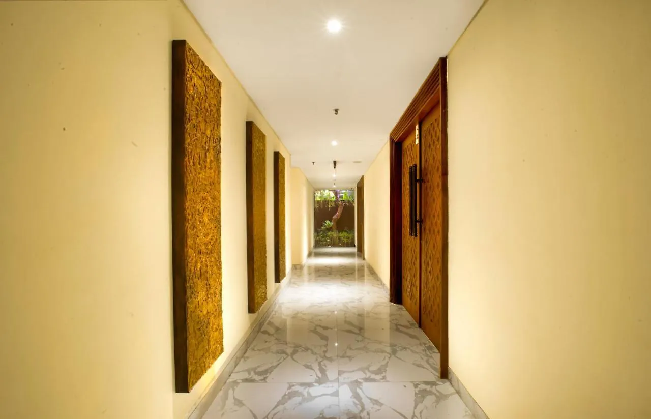 Signature Seminyak Hotel